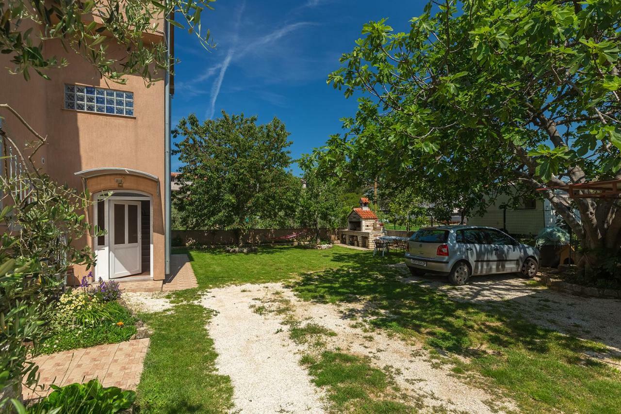 Vila Milla Premantura Exterior foto