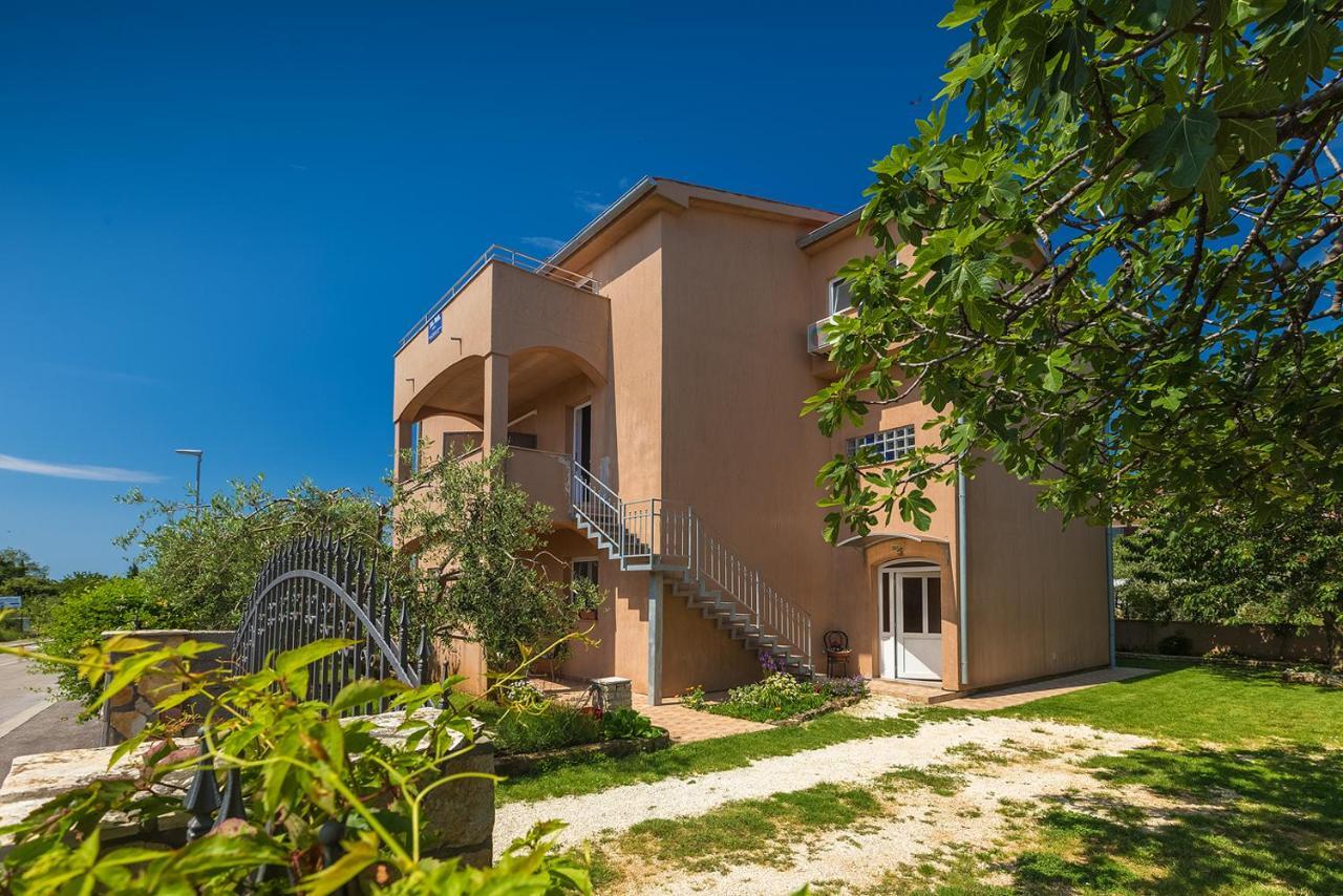 Vila Milla Premantura Exterior foto